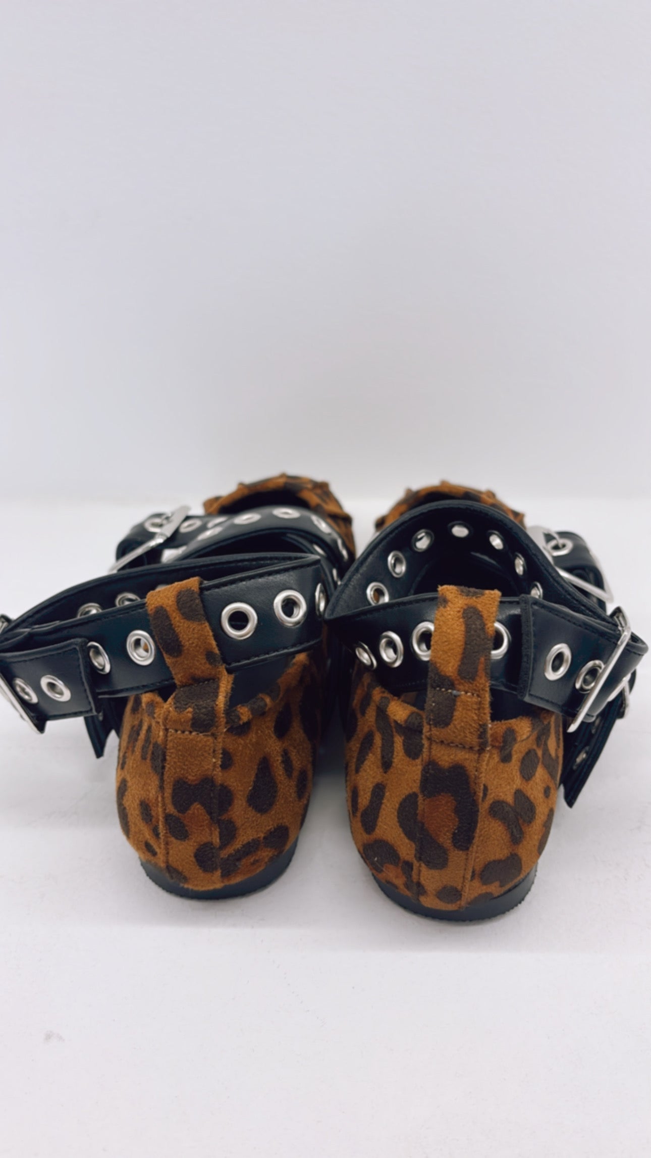 BALLERINE LEO