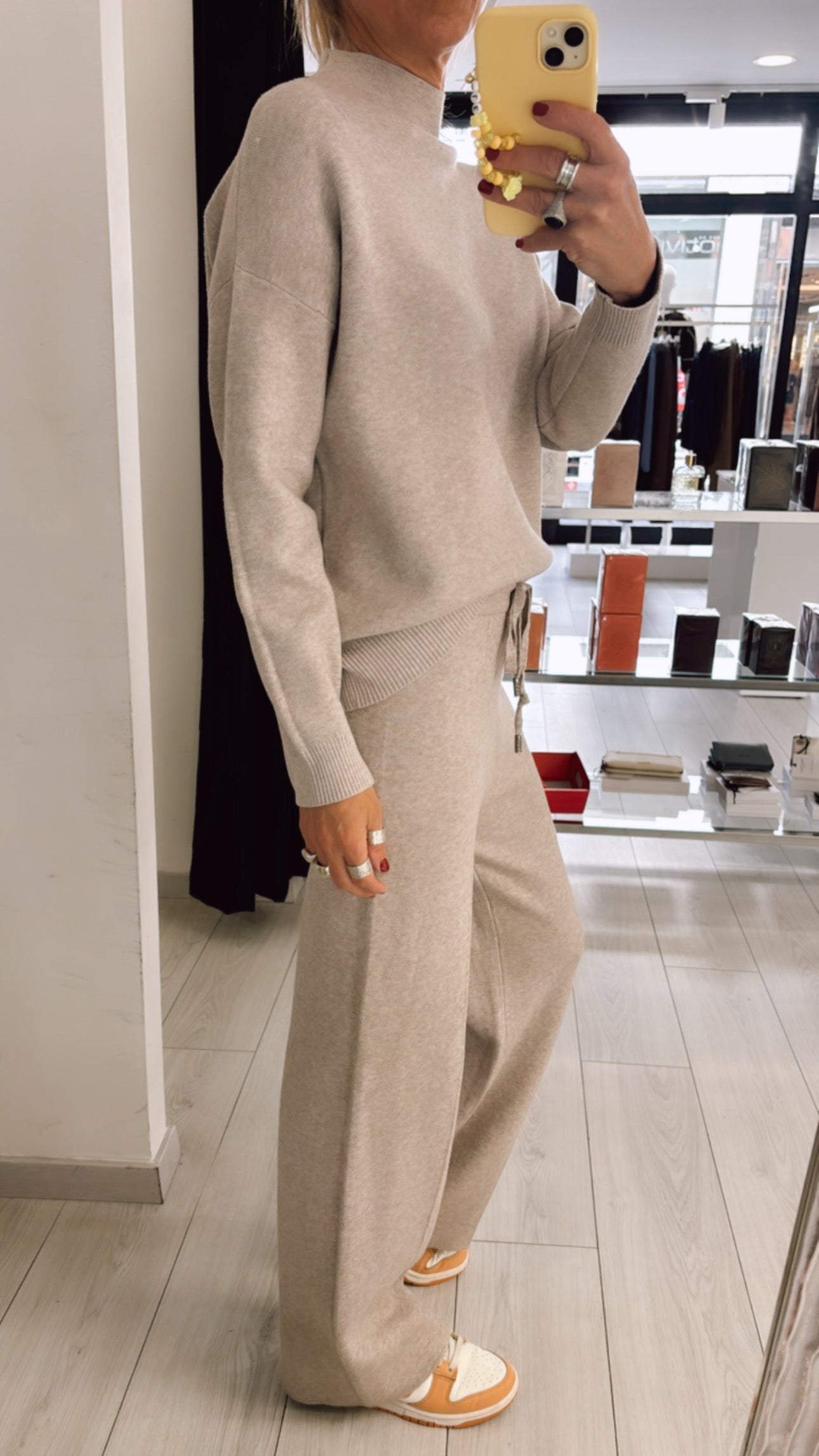 COMPLETO IN MAGLIA ASTRID