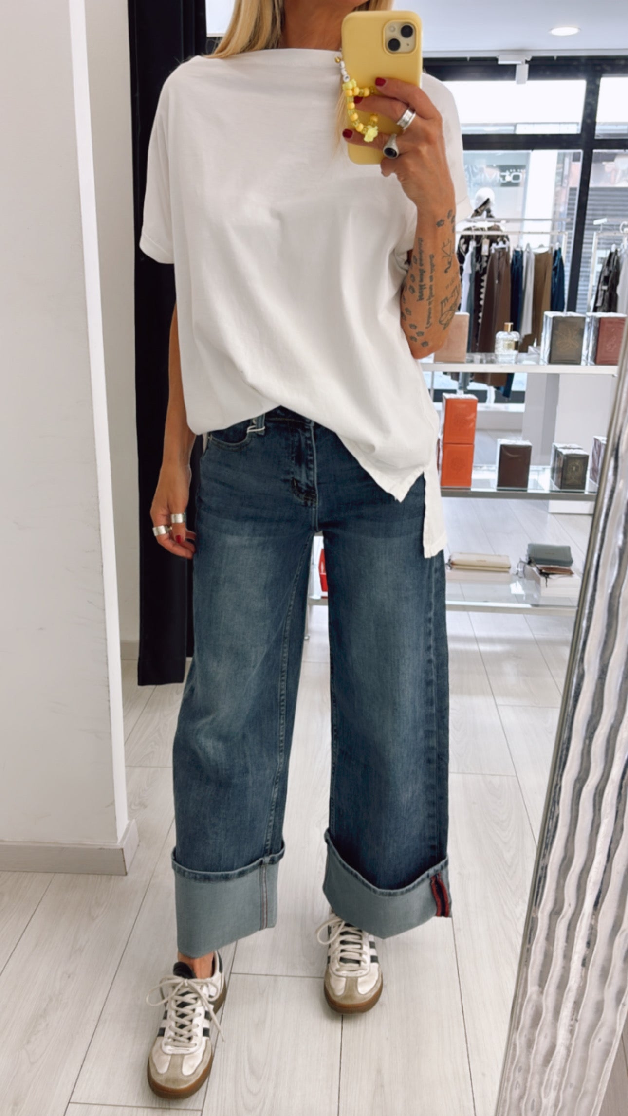 JEANS GUYA