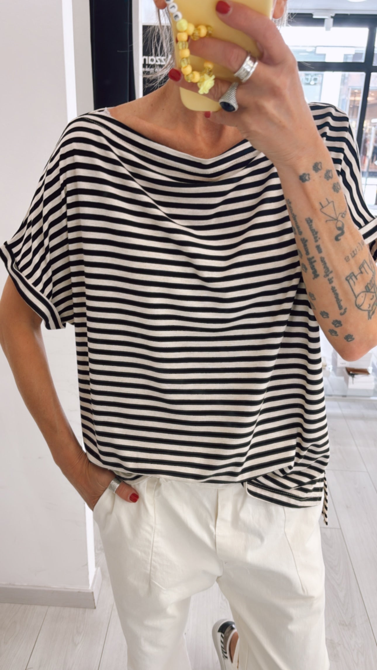 T-SHIRT OVER RIGHE