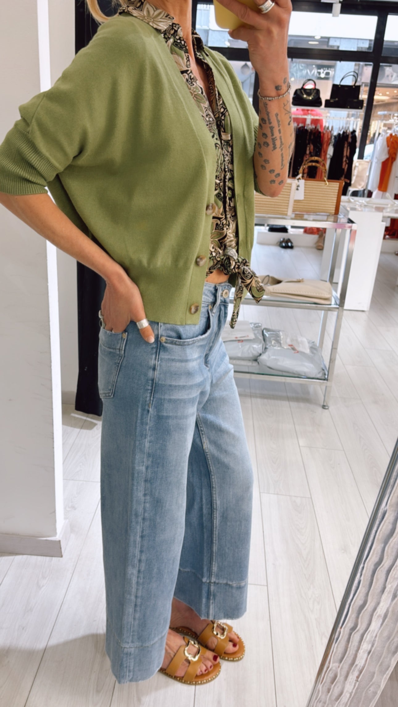 Cardigan manica corta
