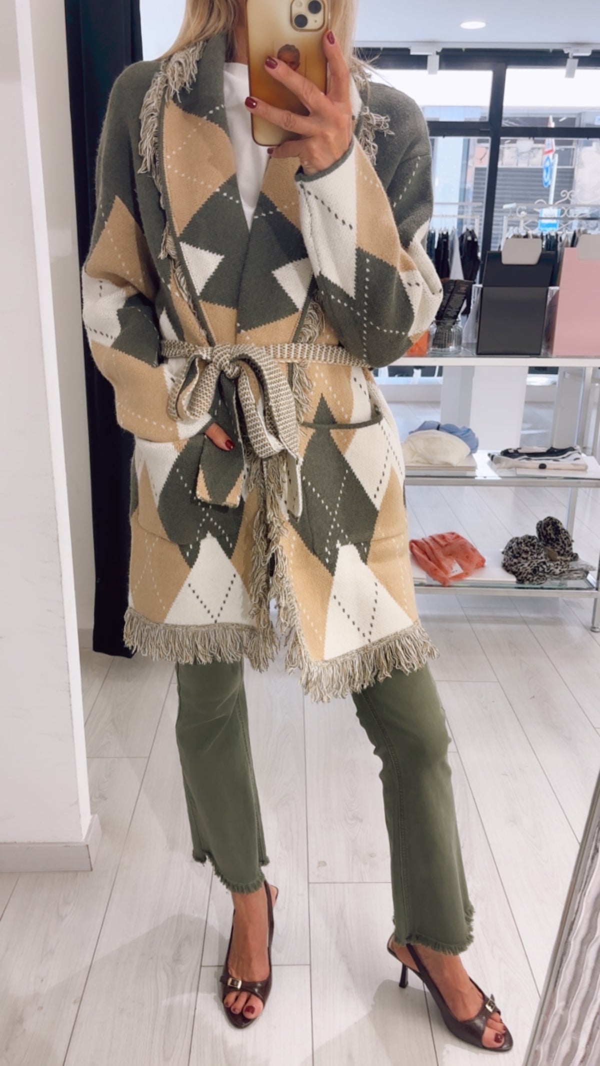 CARDIGAN 381