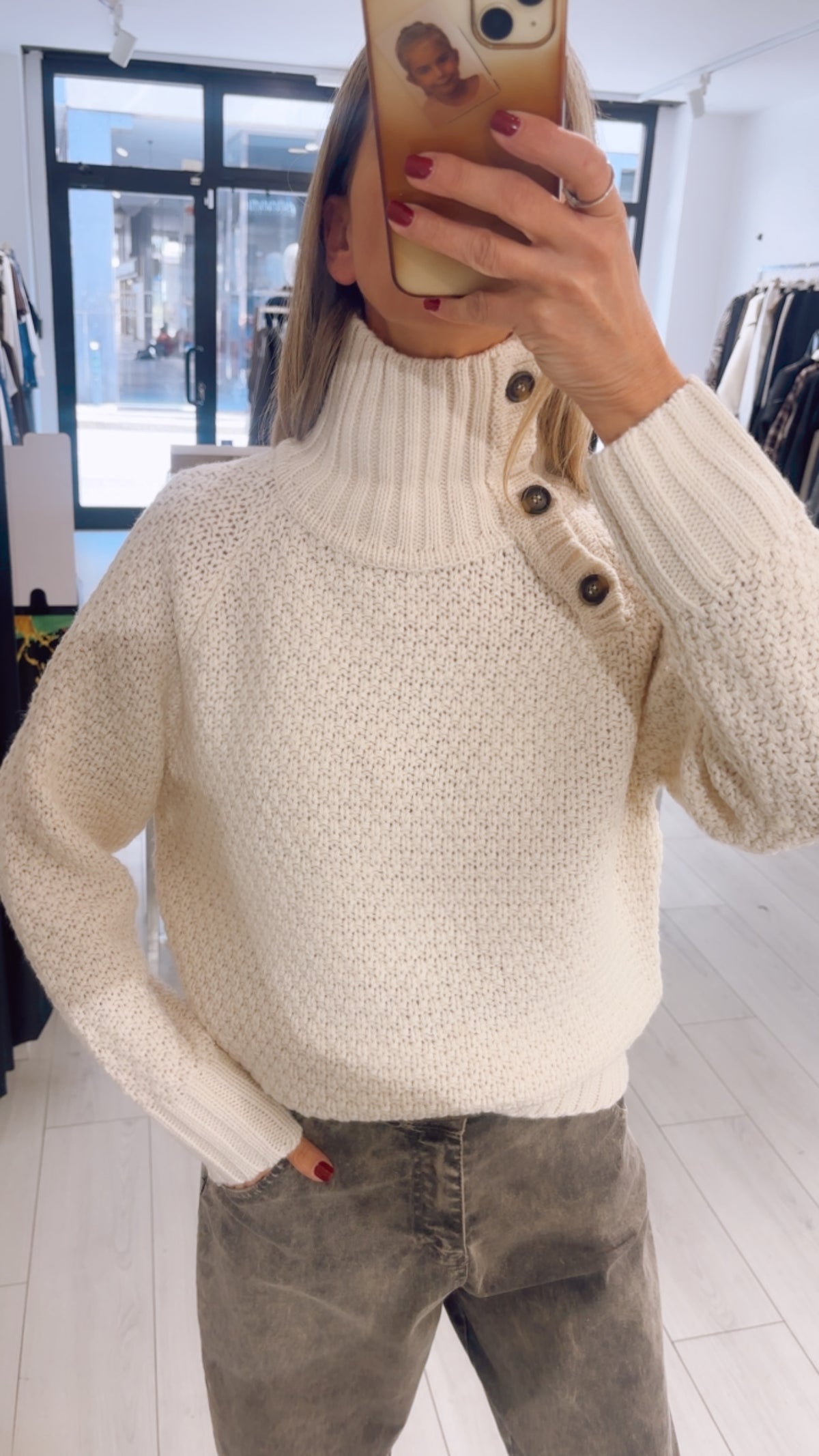 MAGLIA HALIME