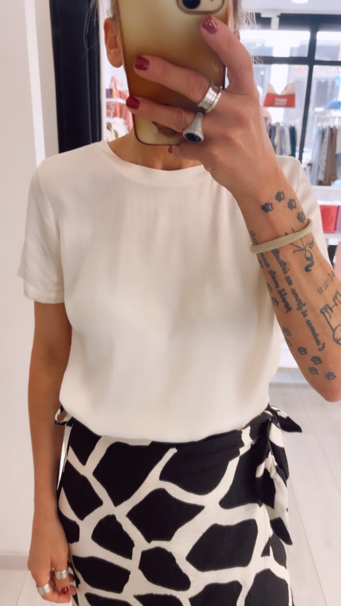 T-SHIRT IN RASO