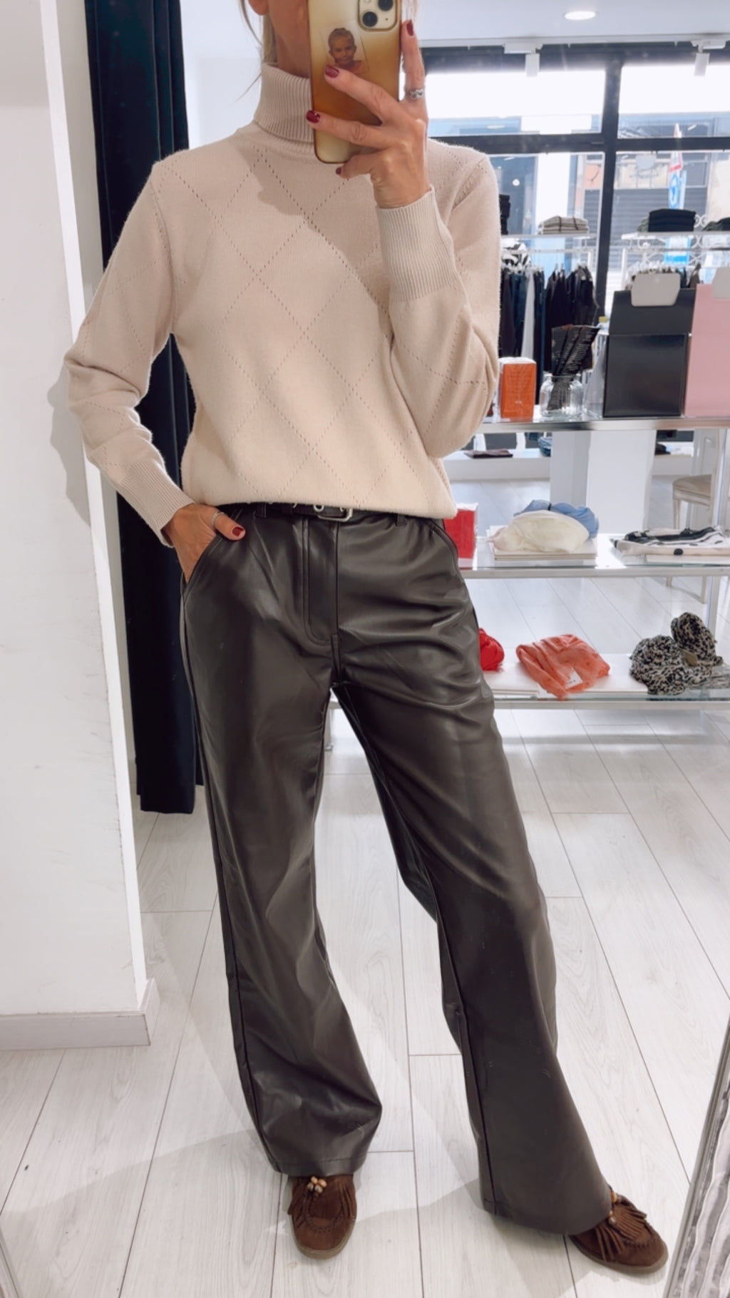 PANTALONE WIDE LEG ECOPELLE