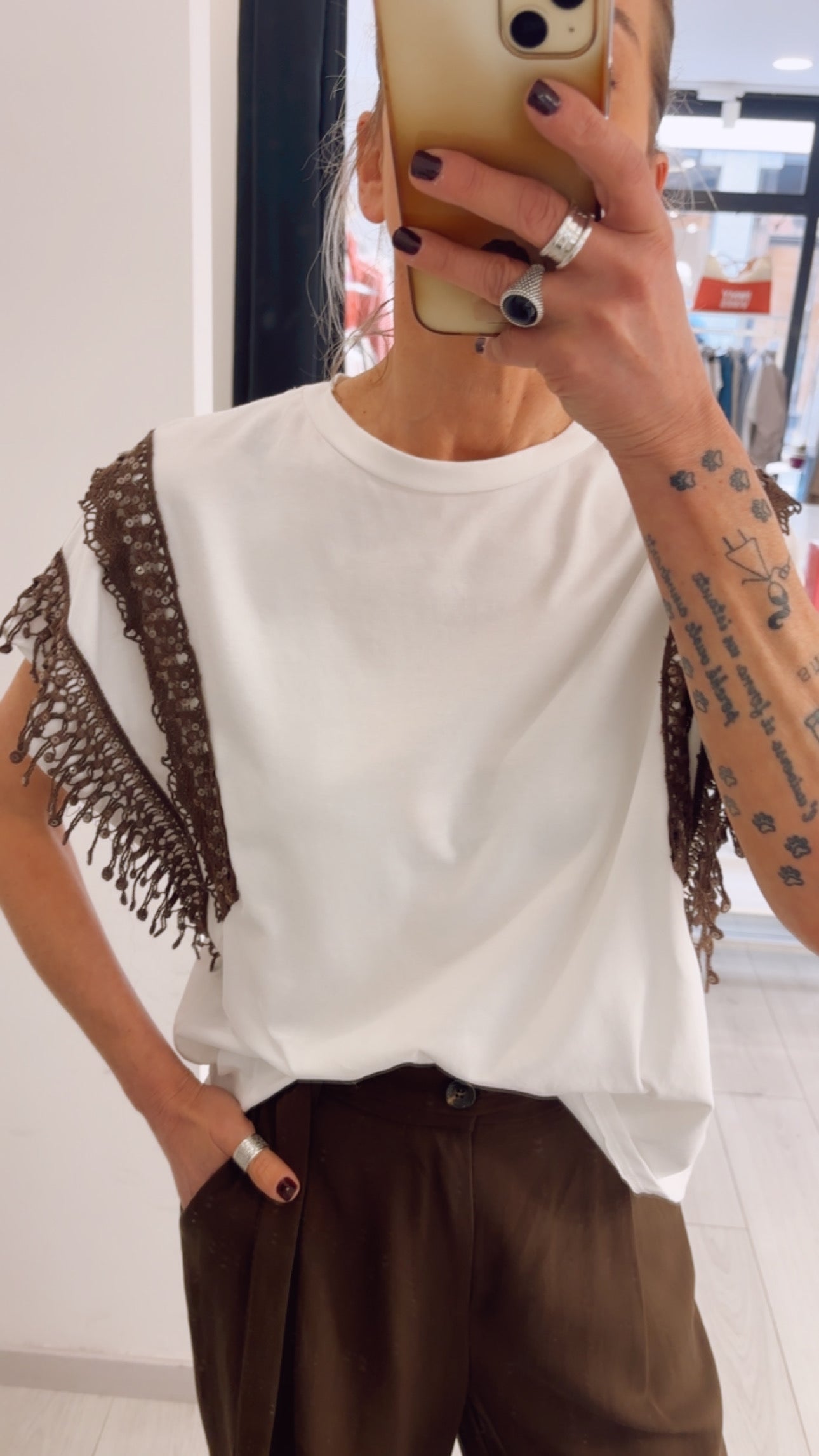 T-SHIRT PIZZO MARRONE