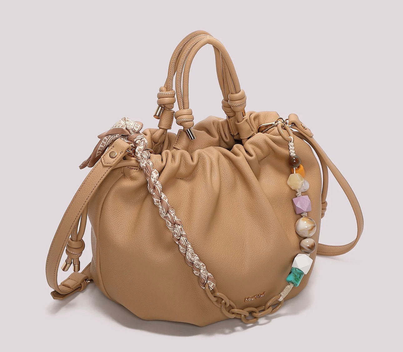 BORSA A MANO CON FOULARD