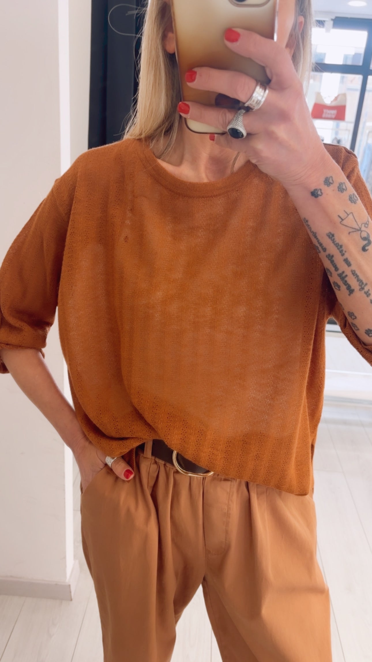 MAGLIA MANICA CON BOTTONE