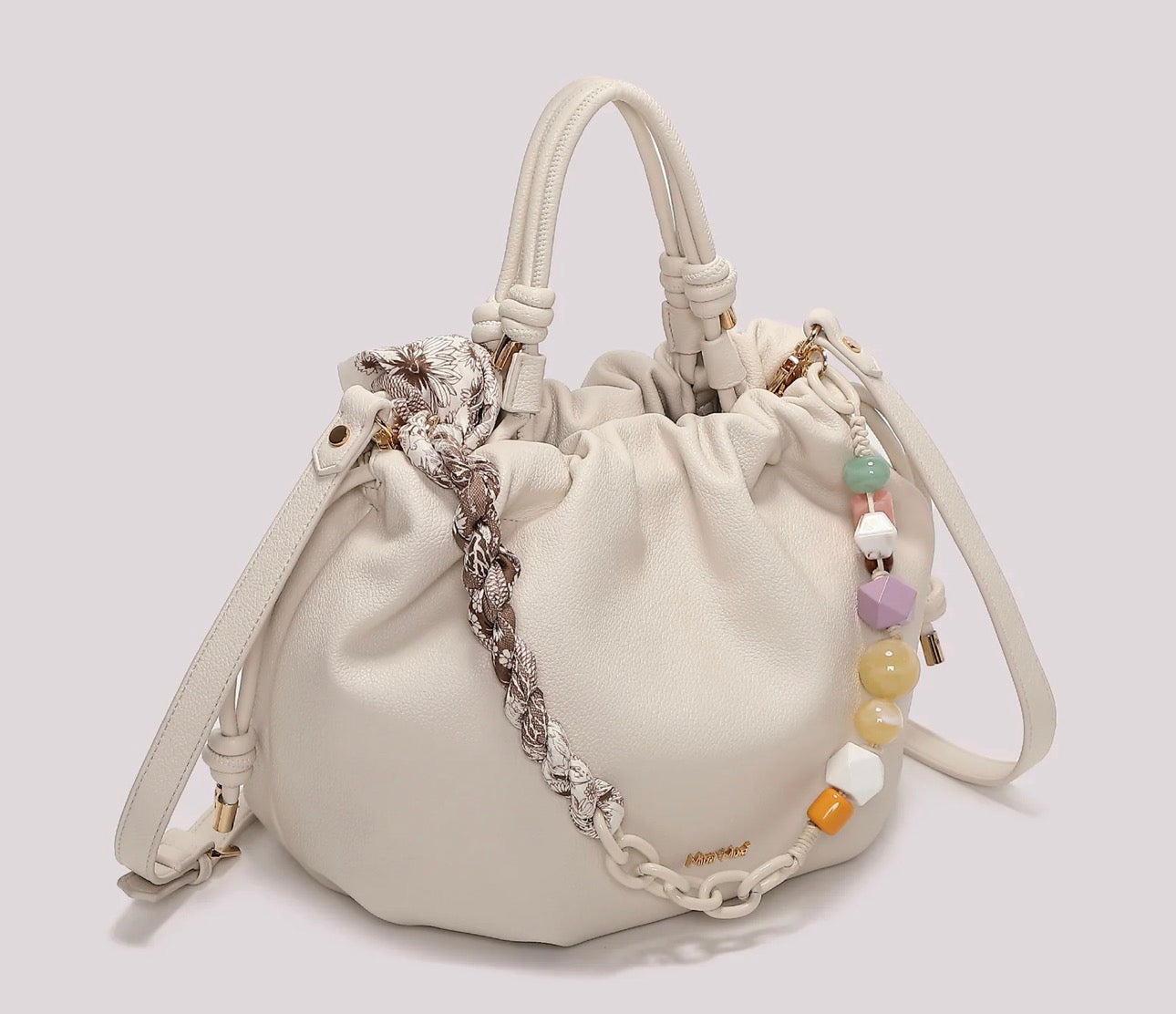 BORSA A MANO CON FOULARD