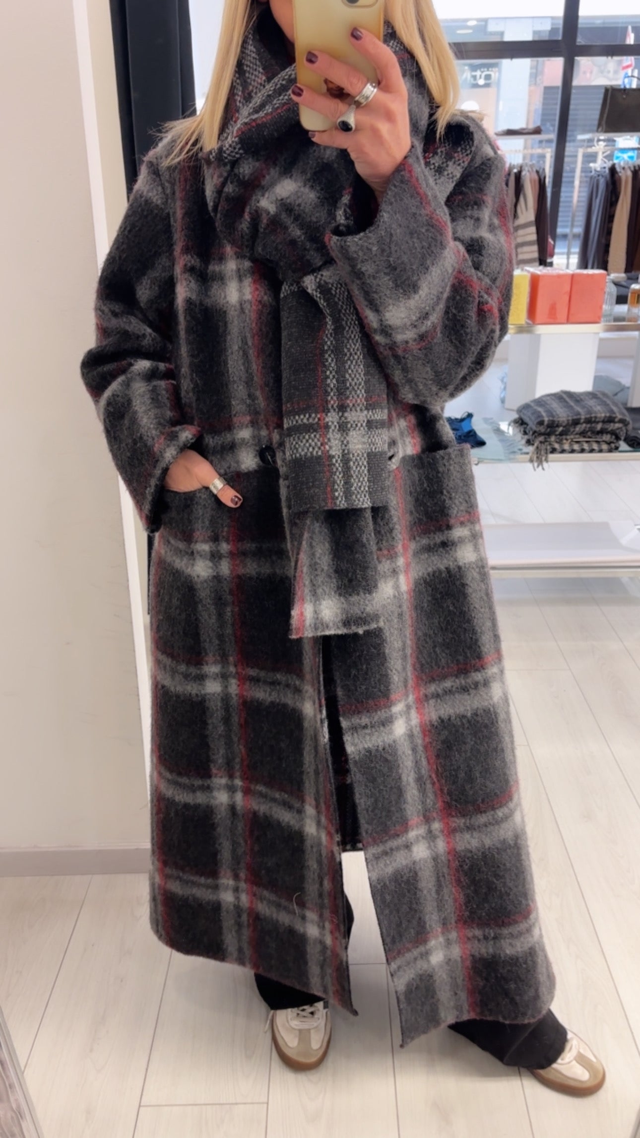 CAPPOTTO CHECK IN LANA COTTA