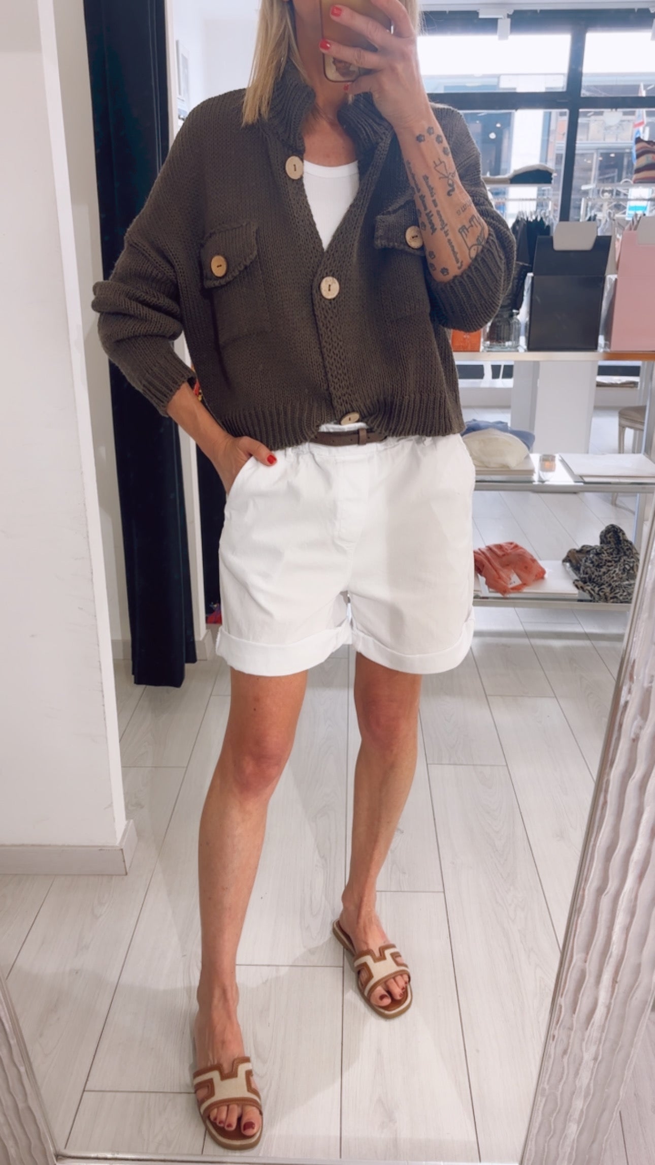 SHORTS IN COTONE CON CINTURA