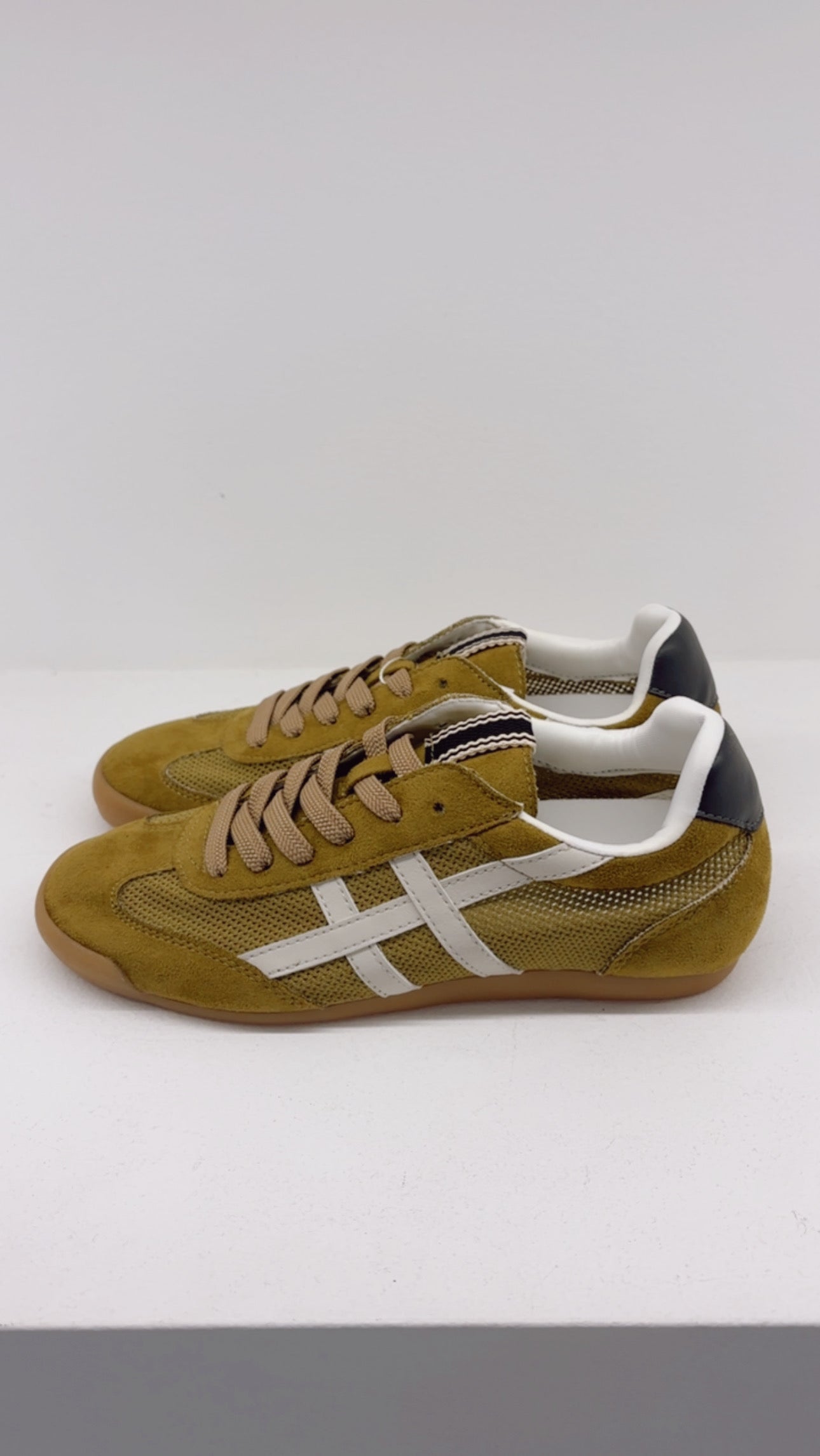 SNEAKER VENERE