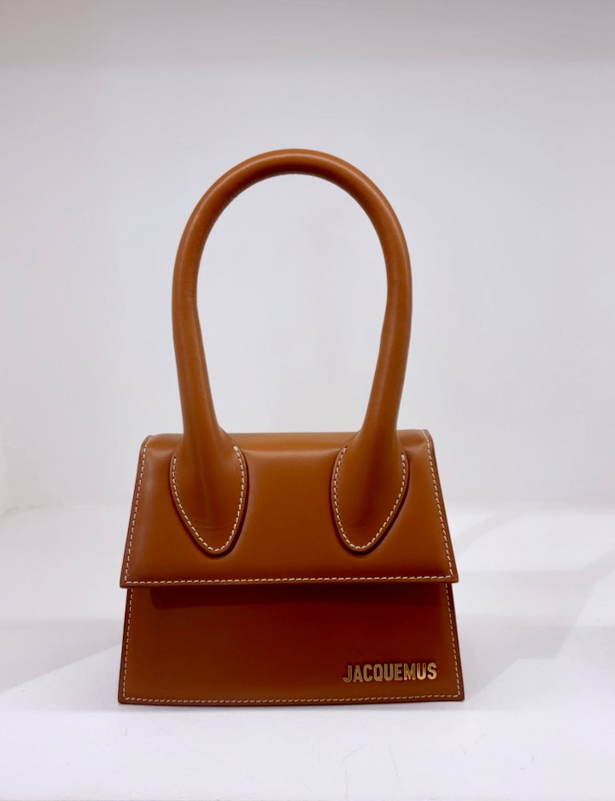 JACQUEMUS CHIQUITO MOYEN