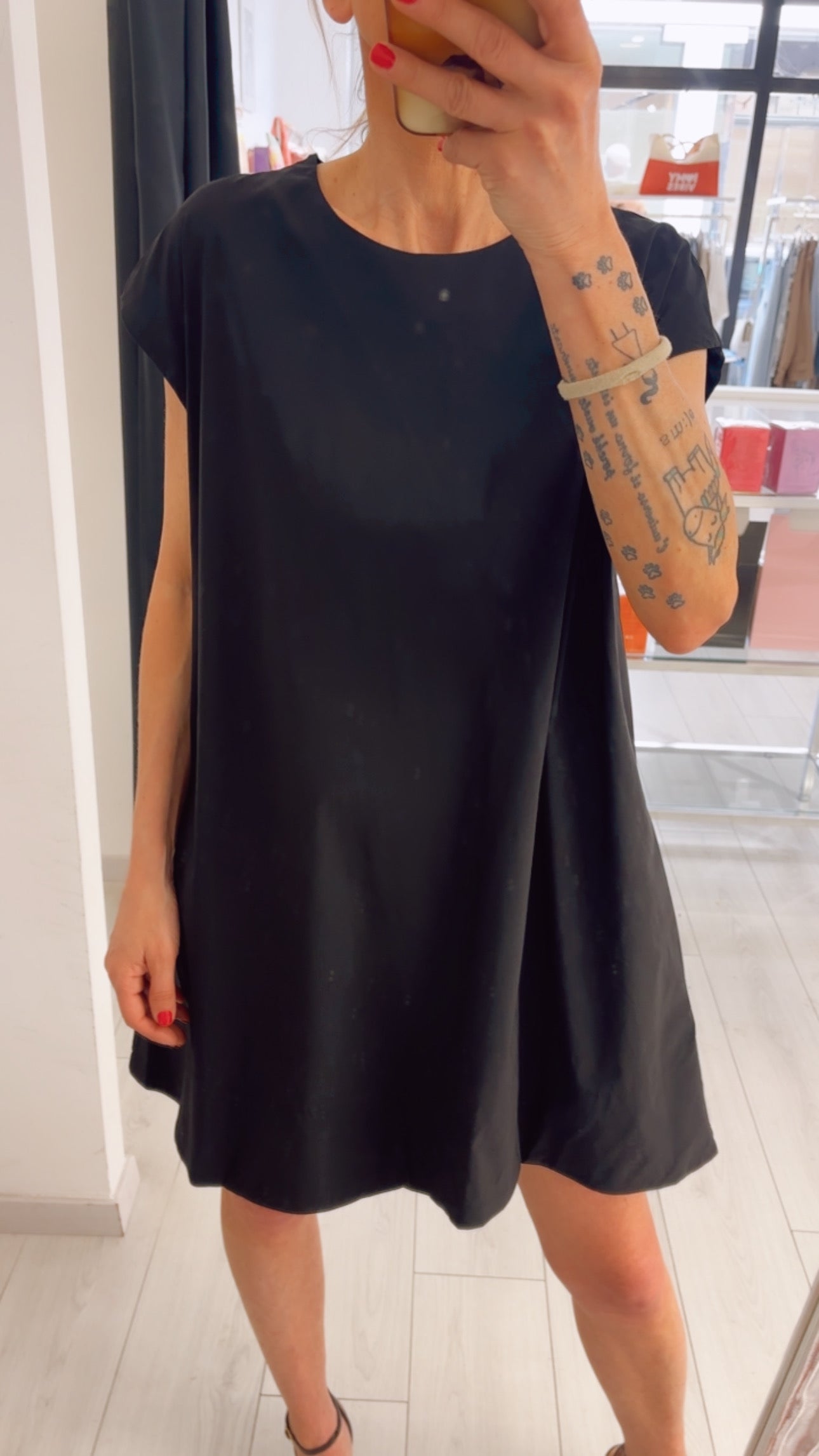 ABITO MINA