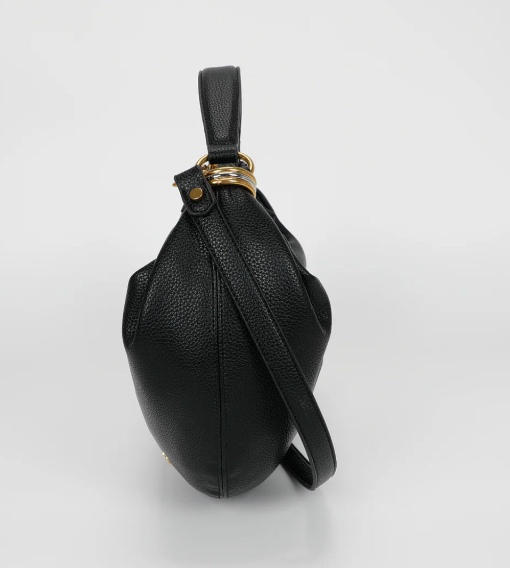 BORSA  A SPALLA PICCOLA CON ANELLI AI MANICI